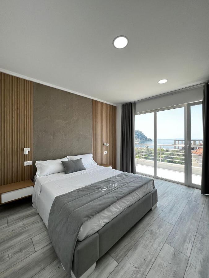 Hotel Stolis هيماري المظهر الخارجي الصورة